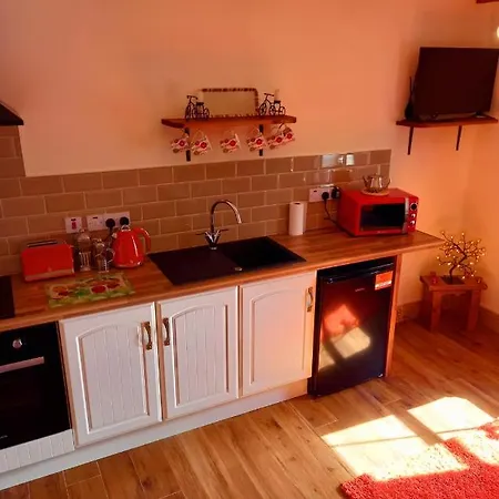 A New U Country 2 Apartman